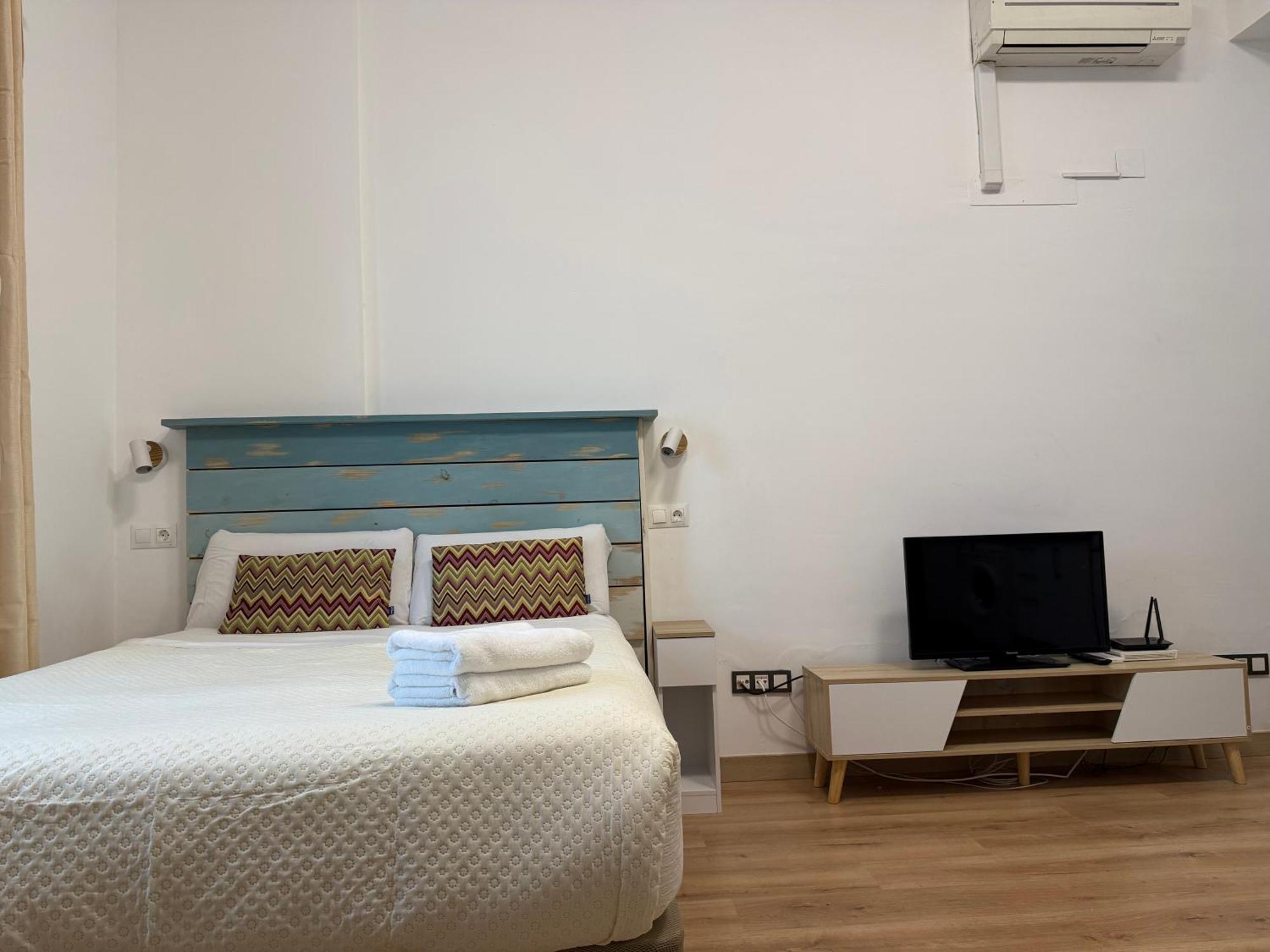 Lovely Studio In The Heart Of Malaga Free Swimming Pool المظهر الخارجي الصورة