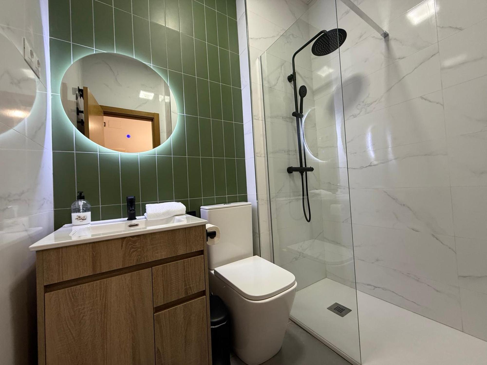 Lovely Studio In The Heart Of Malaga Free Swimming Pool المظهر الخارجي الصورة