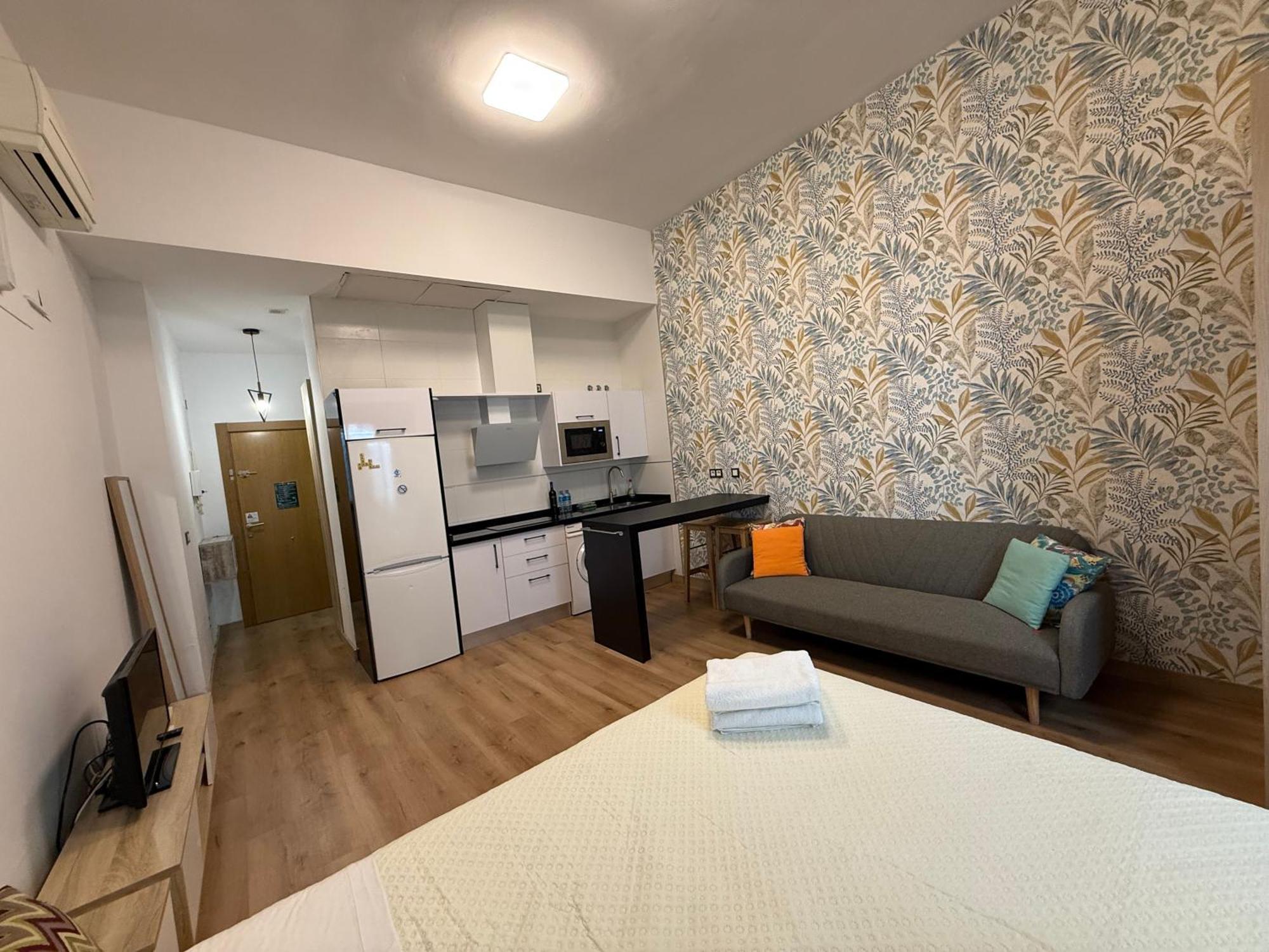 Lovely Studio In The Heart Of Malaga Free Swimming Pool المظهر الخارجي الصورة